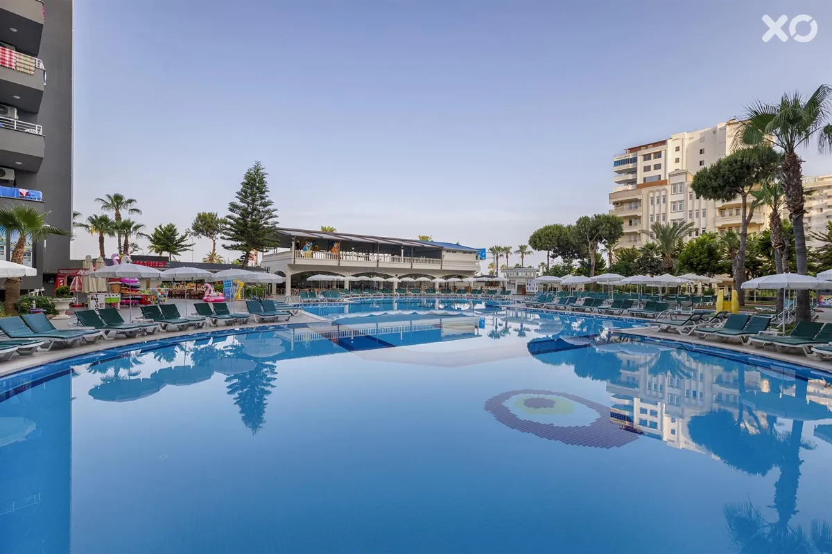 Senza Hotels Grand Santana Hotel