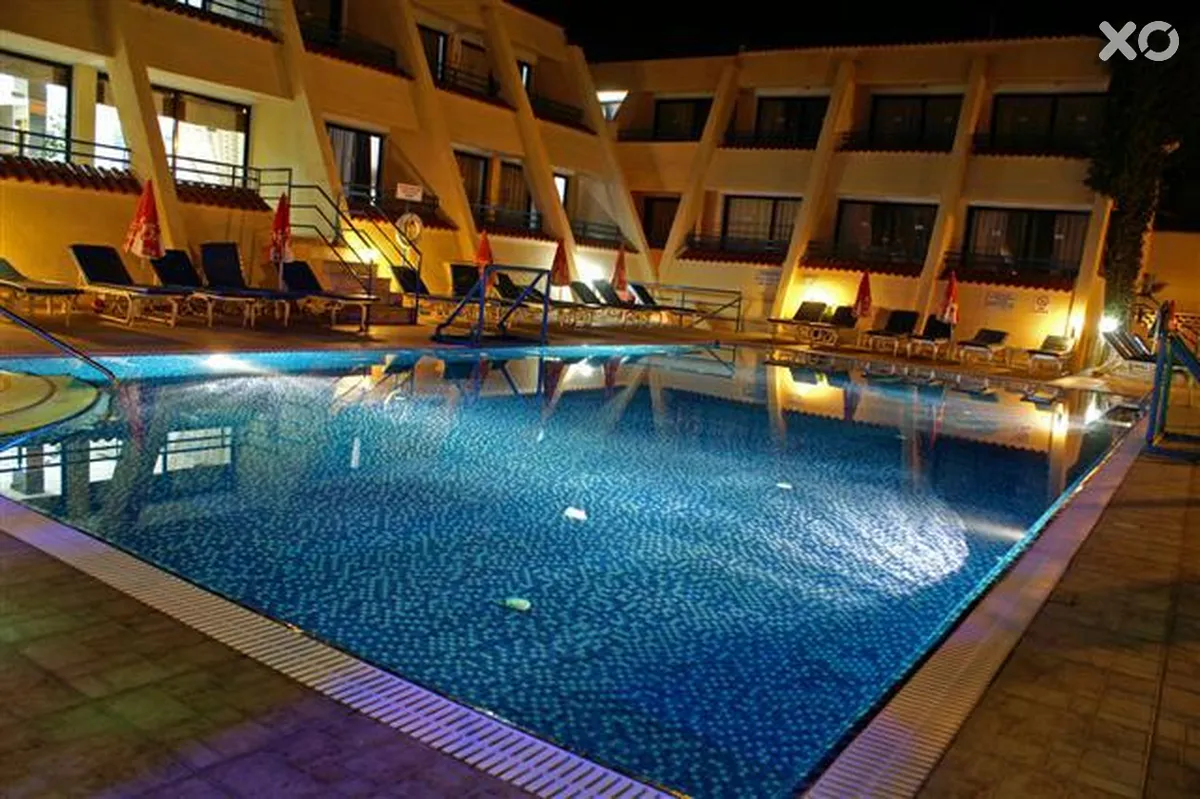 Napa Prince Hotel Apartments