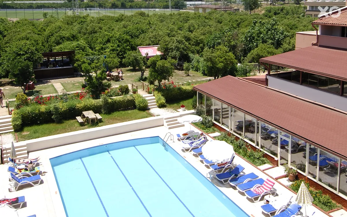 Dg Rose Resort
