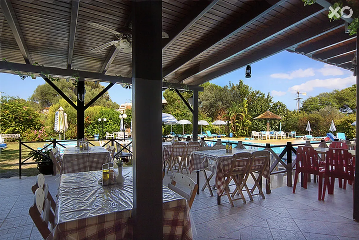 Kassandra Apartments