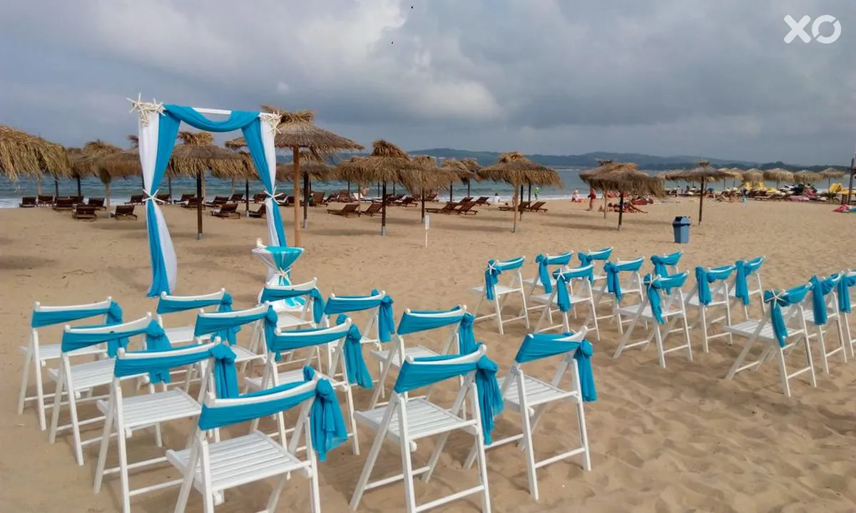 Apolonia Resort