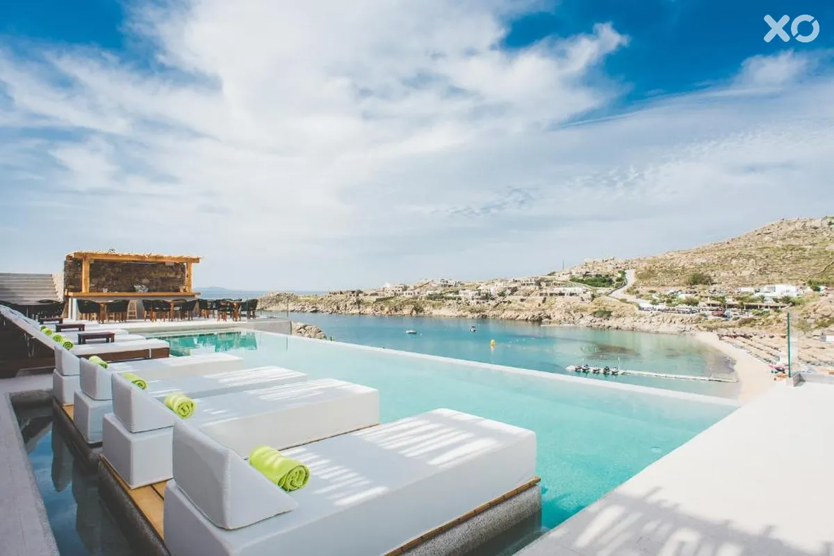 Super Paradise Beach Club