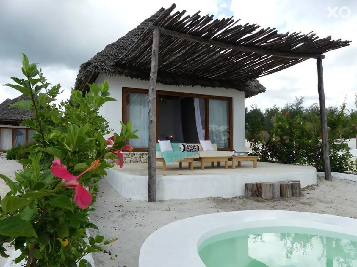 Zanbluu Beach Hotel