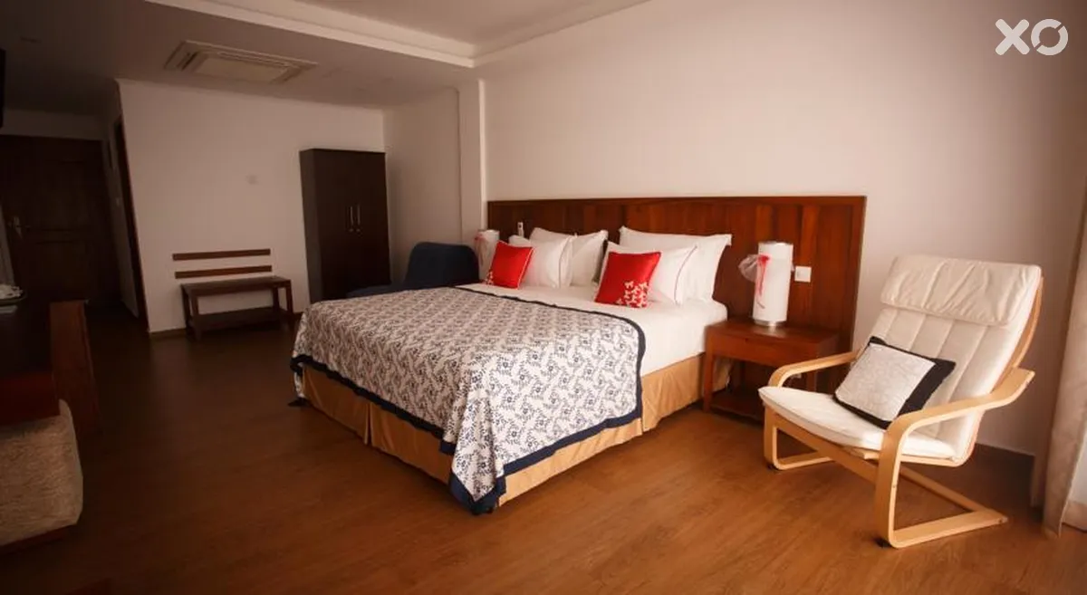 Sayura Beach Hotel