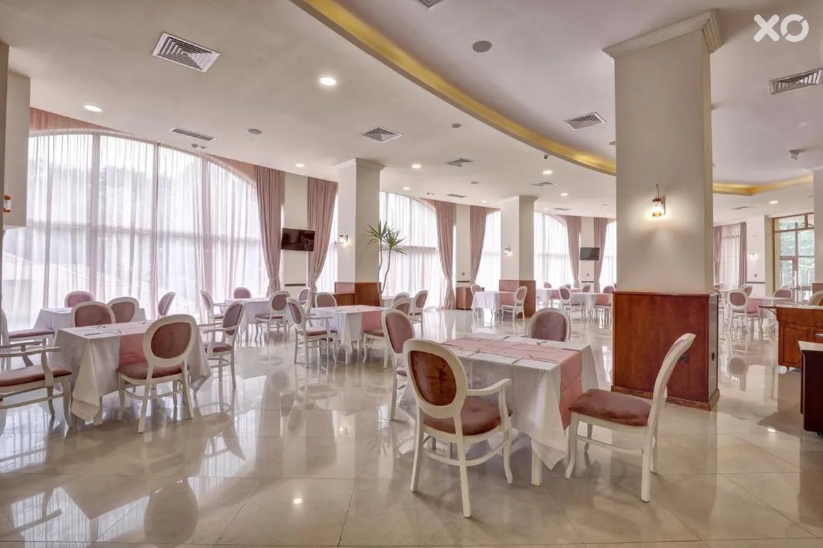 Continental Apartments