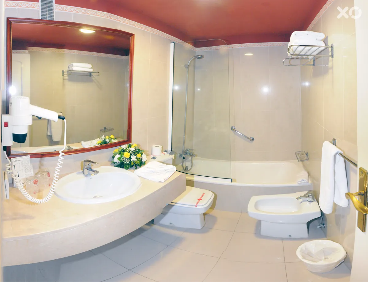 Coral La Quinta Park Suites