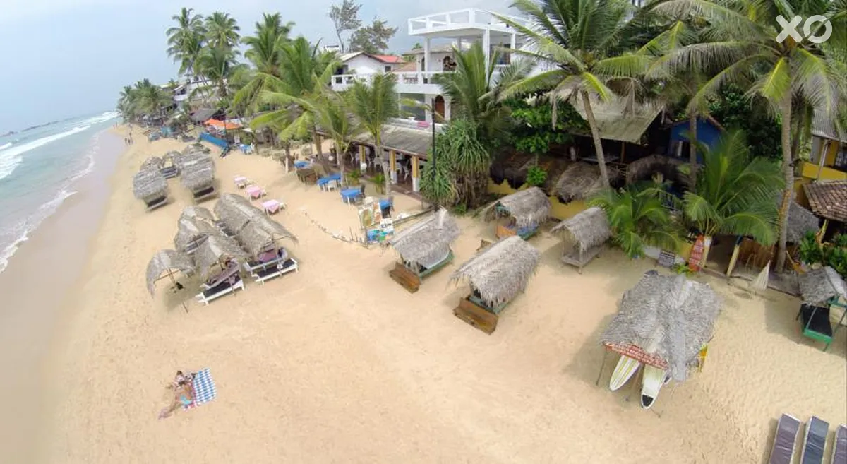 Royal Beach Hotel & Restaurant