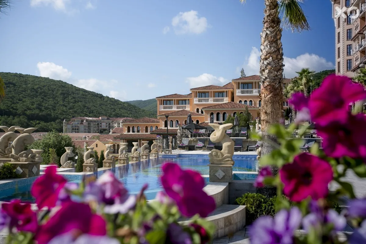 Royal Castle Design & Spa