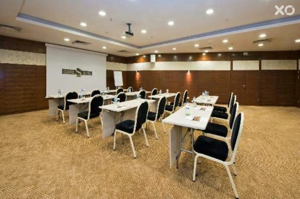 Grand S Hotel