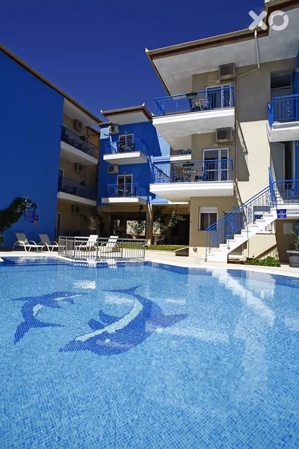Stratos Hotel