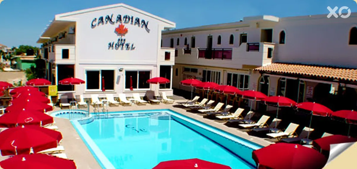 Canadian Hotel