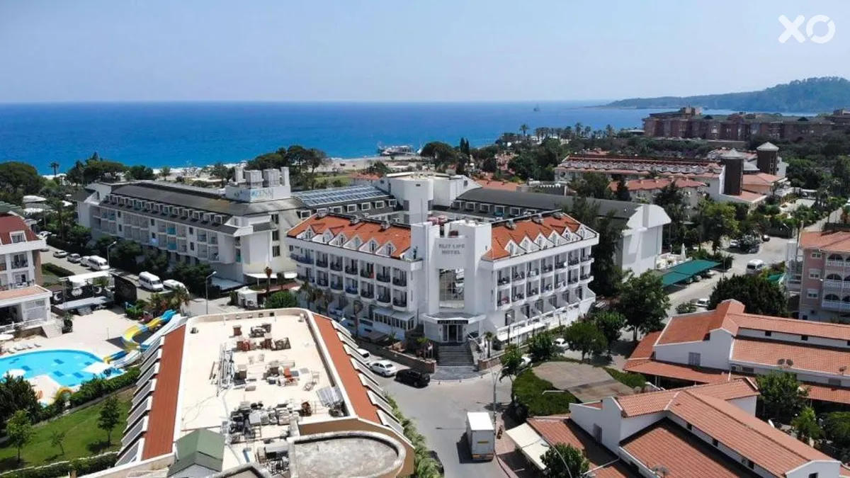 Beso Beach Hotel