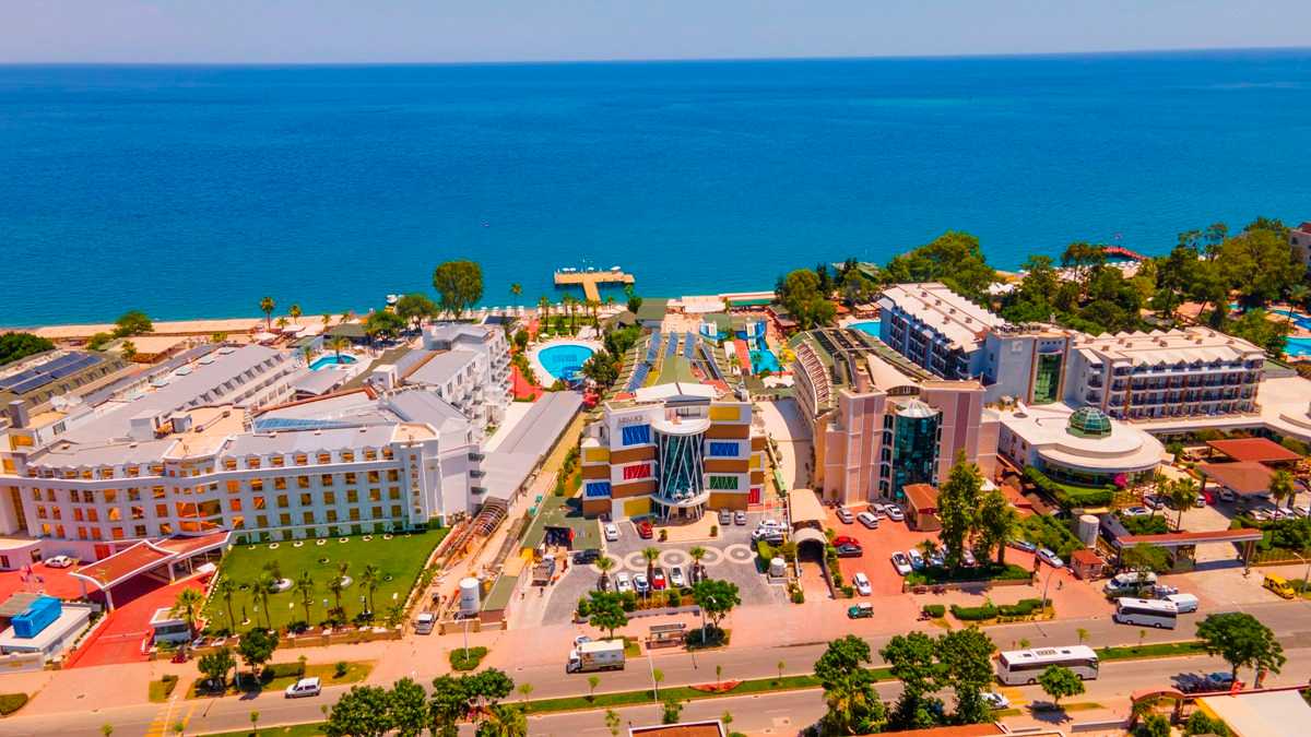 20 самых популярных отелей в Турции  
