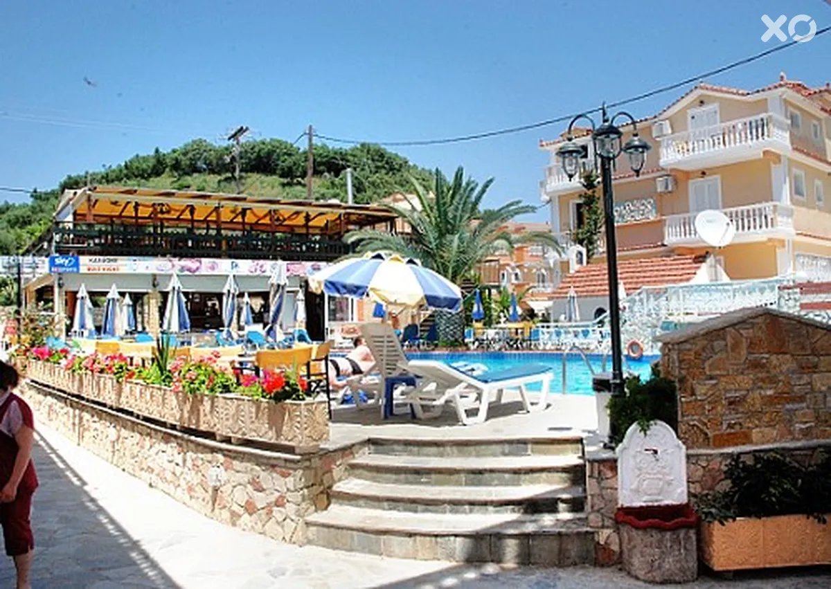 Planos Beach Hotel