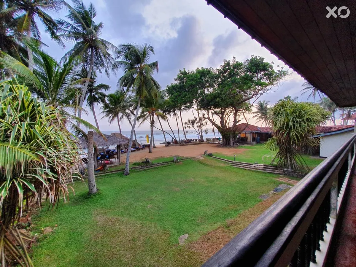 Sri Gemunu Beach Resort
