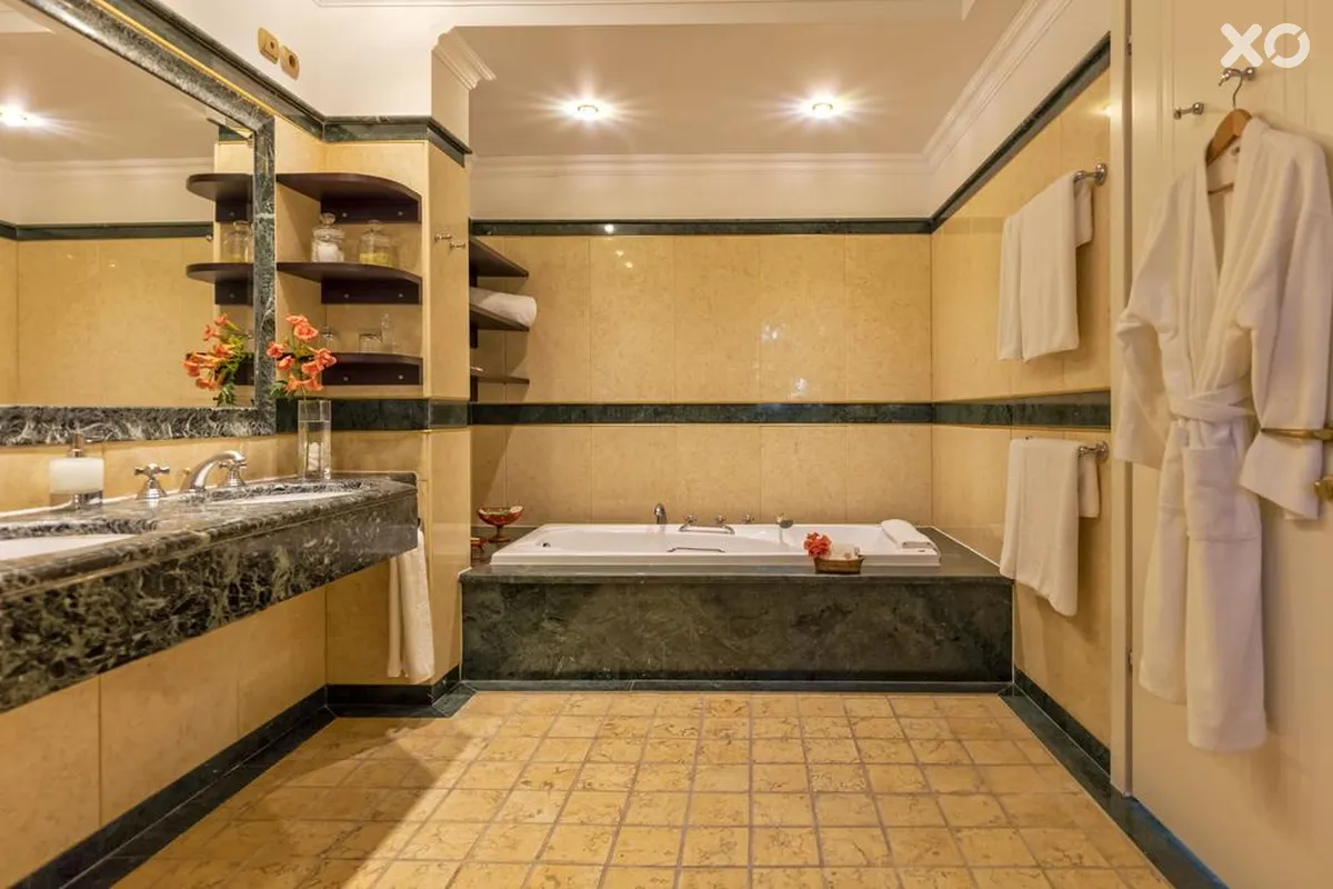 Danai Beach Resort & Villas