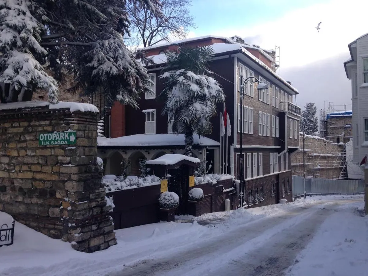 Ishak Pasa Hotel