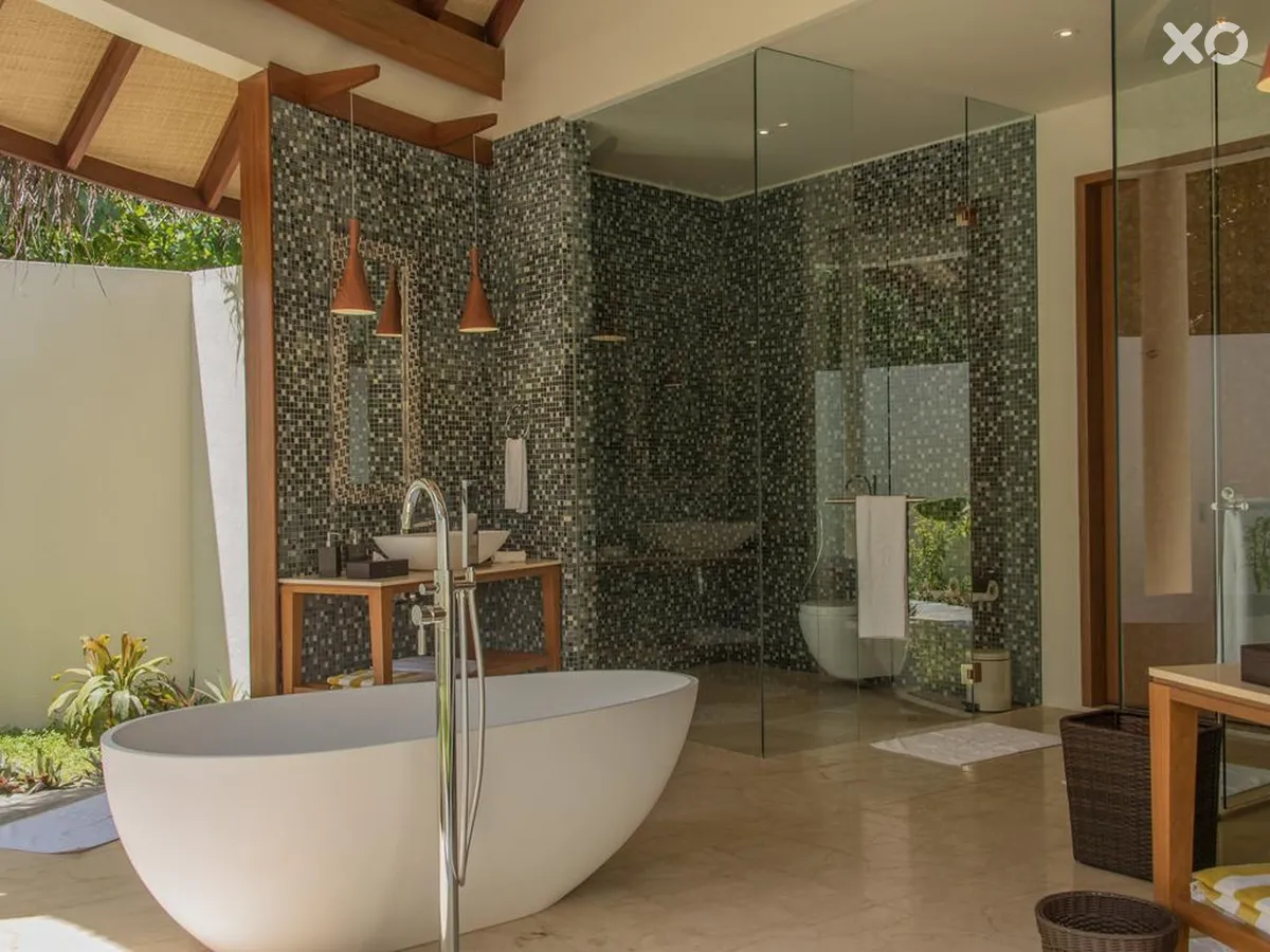 Furaveri Island Resort & Spa