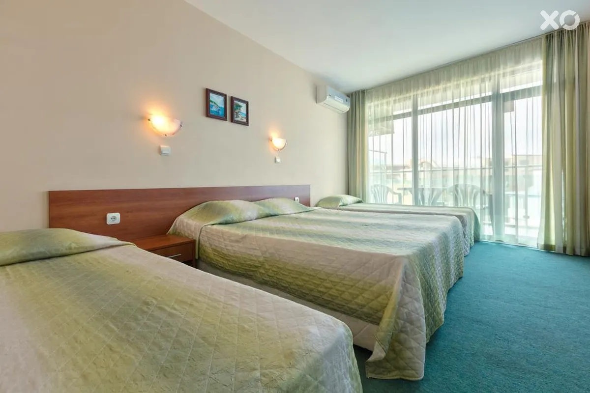L&B Hotel