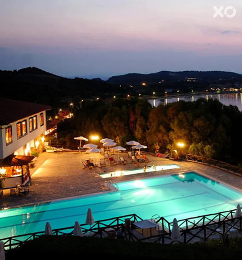 Agionissi Resort