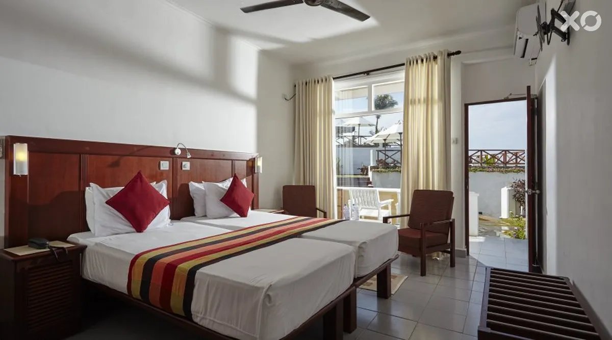 Coral Sands Hotel