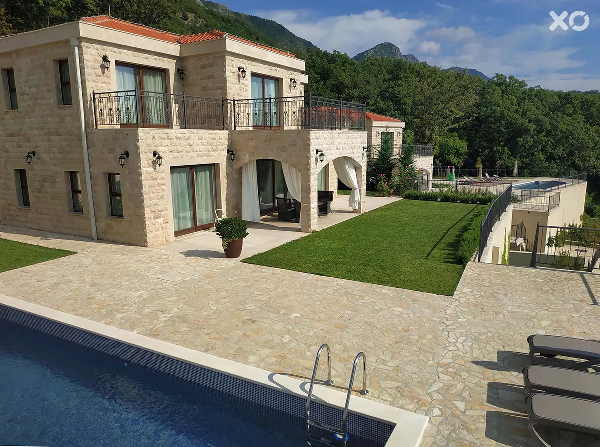 Oak Leaf Residences