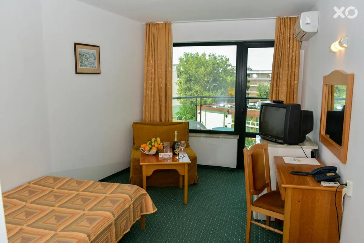 Slavyanski Hotel