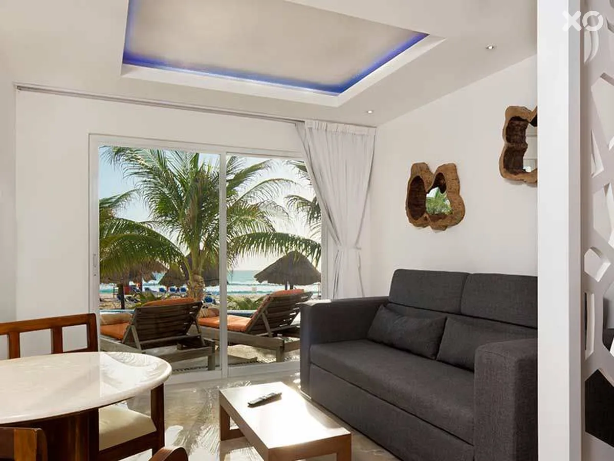 Flamingo Cancun Resort