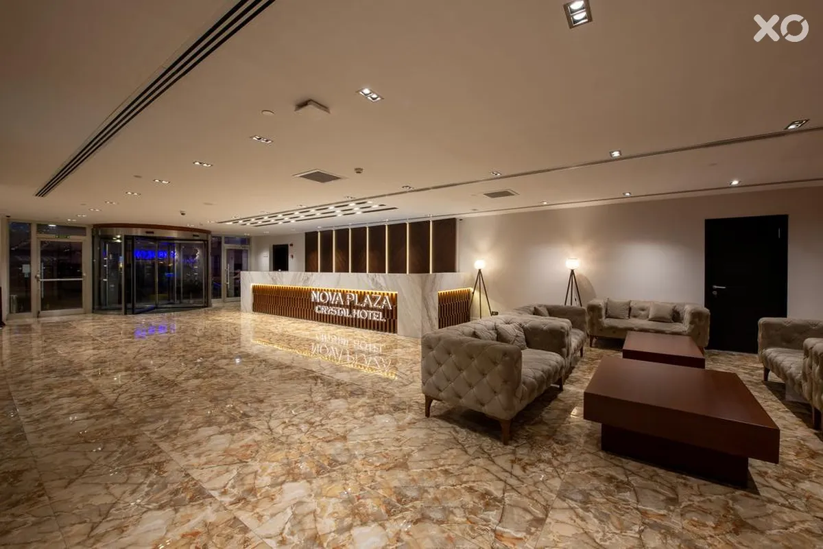 Nova Plaza Crystal Hotel