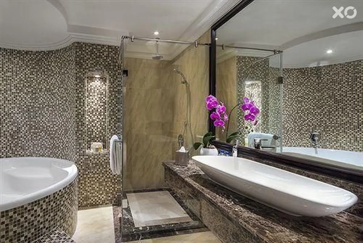 Bahi Ajman Palace Hotel