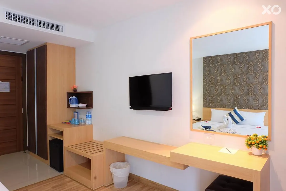 iCheck inn Central Patong