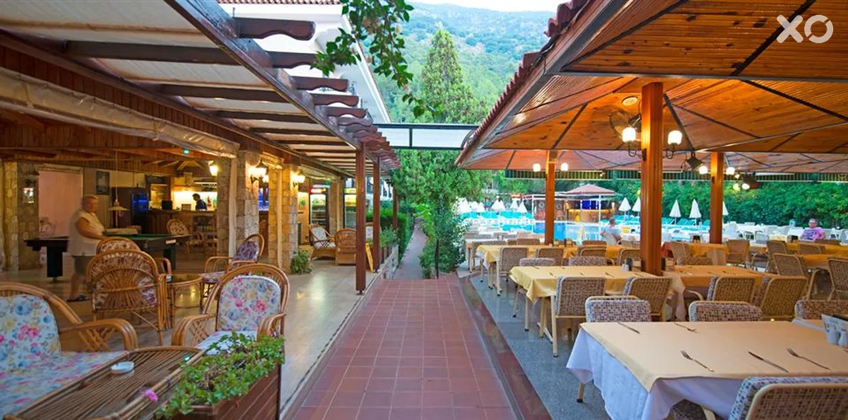 Perdikia Beach Hotel