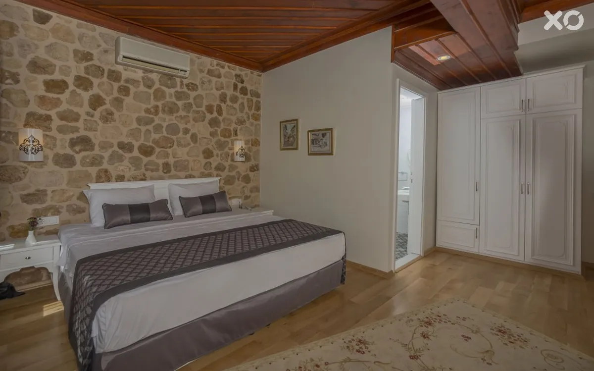 Argos Hotel