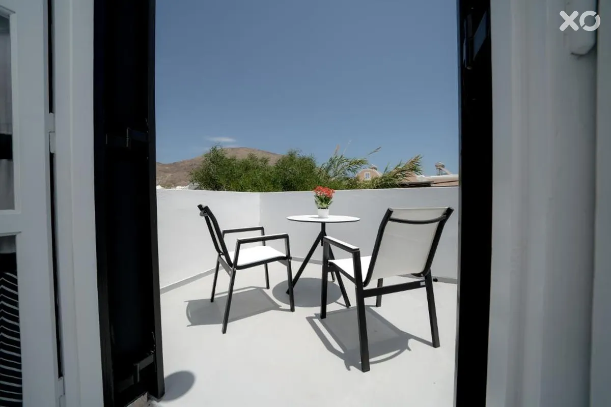Divelia Hotel