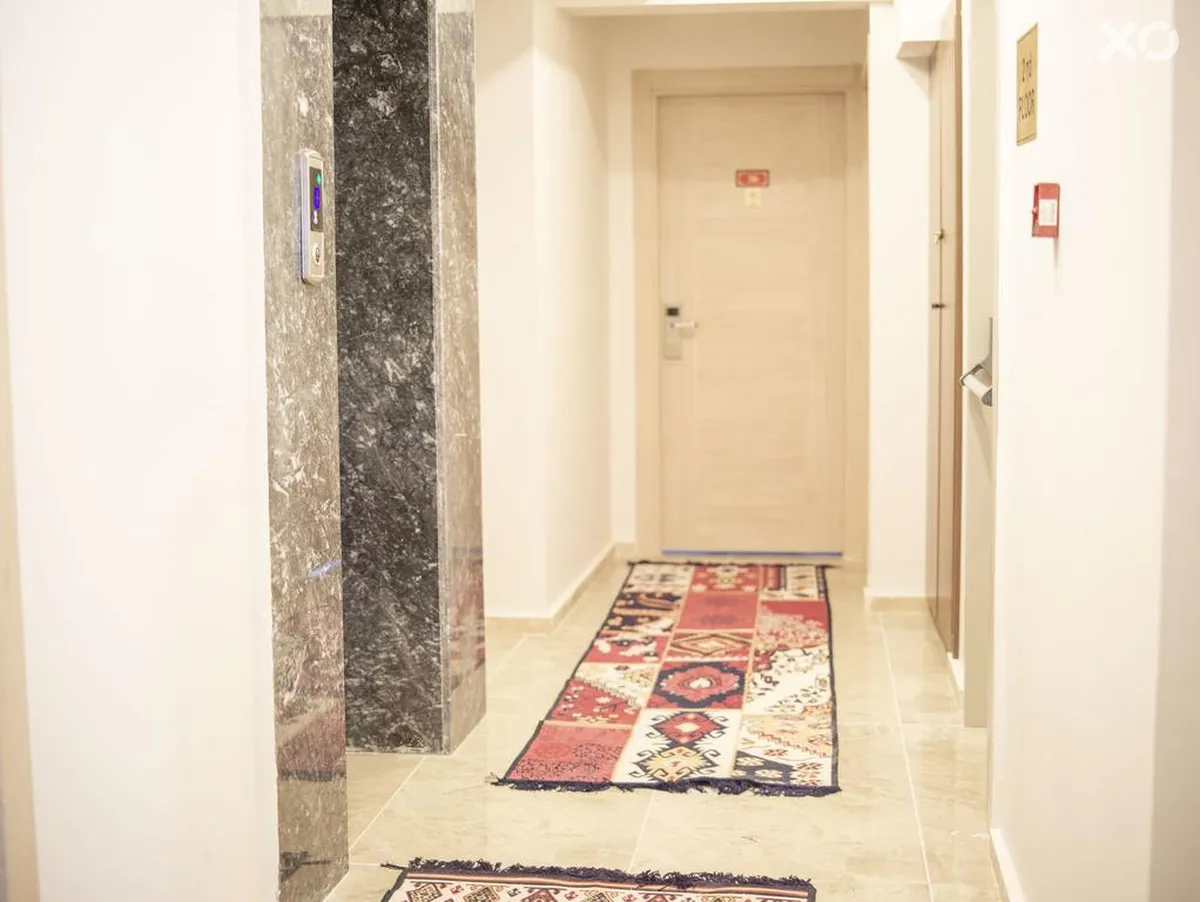 The Reina Hotel