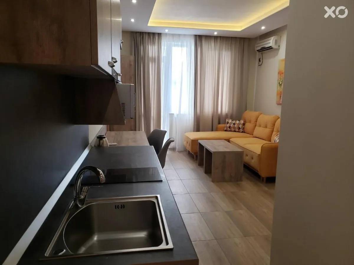 Perla Apartments First Line