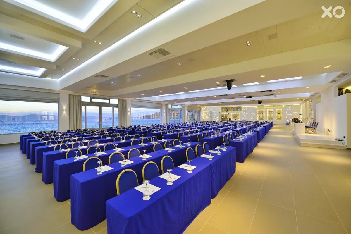Saint John Hotel & Villas