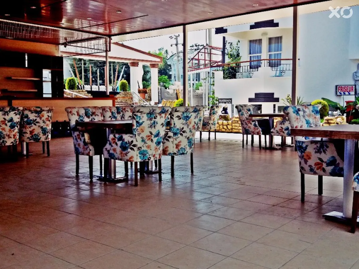 Side World Star Hotel
