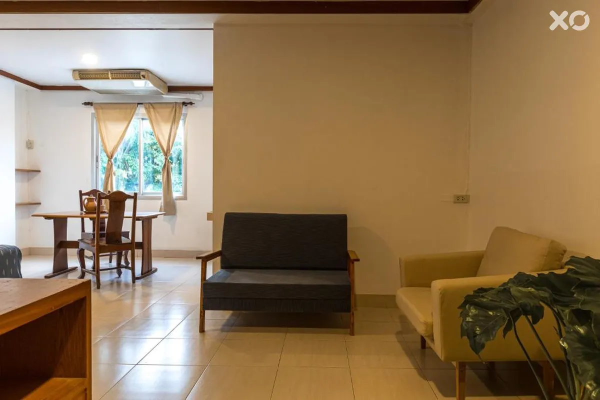 Howard Square Boutique Hotel