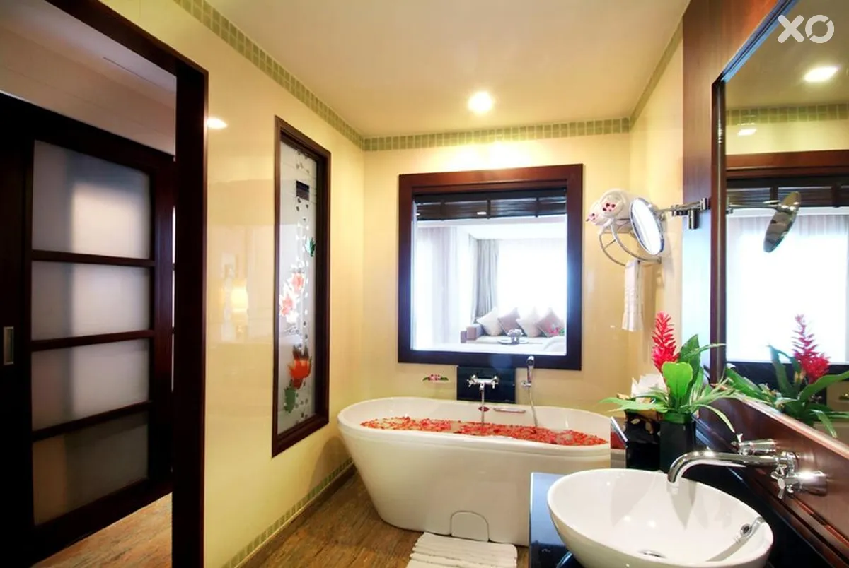 Grand Pacific Sovereign Resort & Spa
