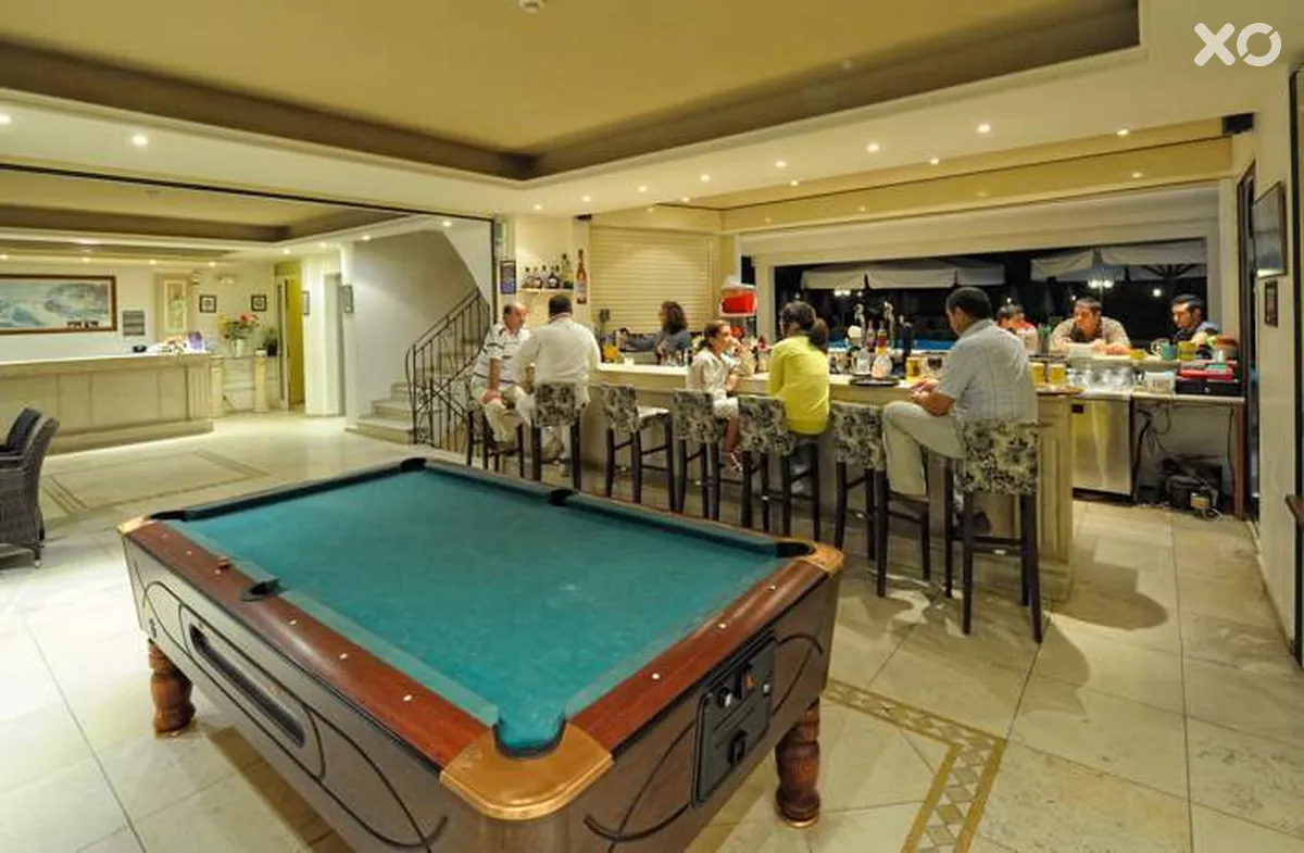 Pela Sofia Apartments