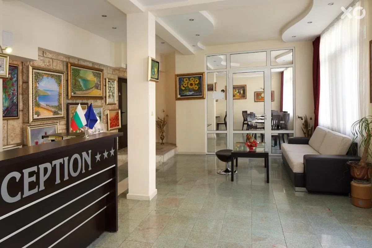 Peshev Hotel