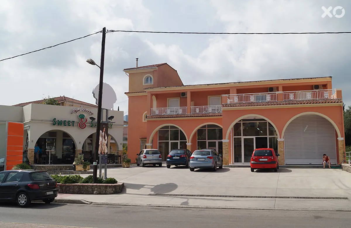 Omirikon Hotel & Apartments