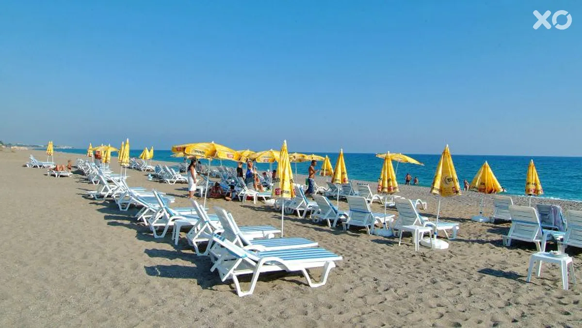 Aperion Beach Hotel