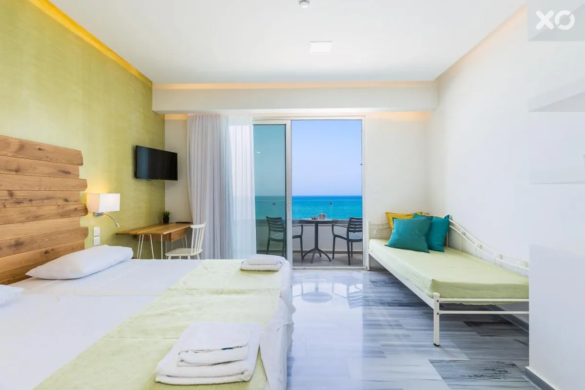 Meltemi Coast Suites