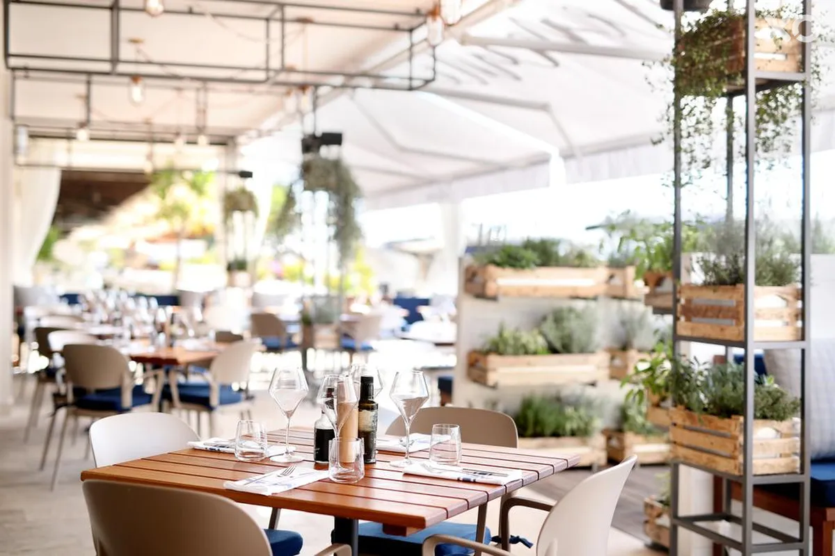Le Meridien Lav
