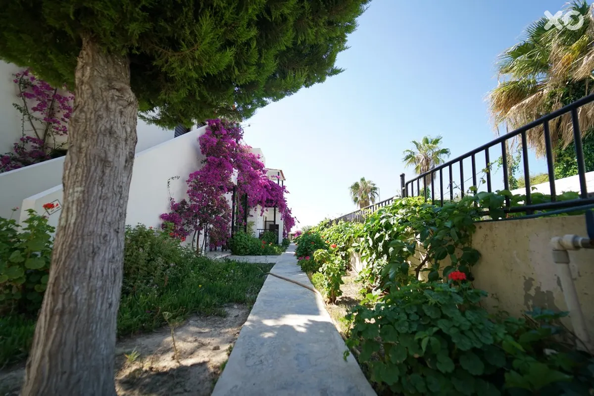 Salinas Beach Hotel