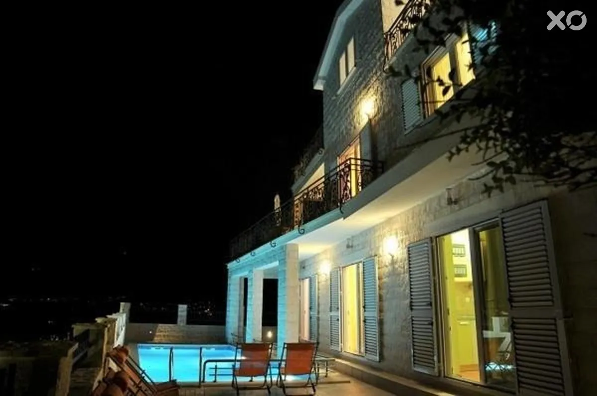 Mare Villa