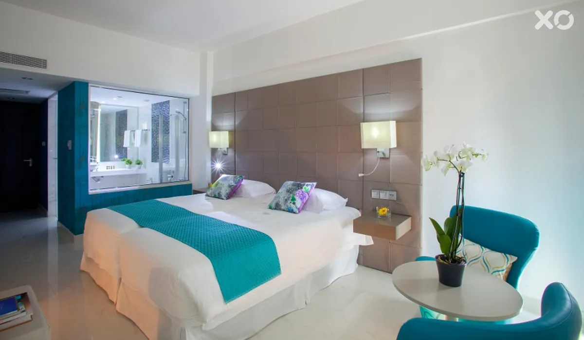 King Evelthon Beach Hotel & Resort