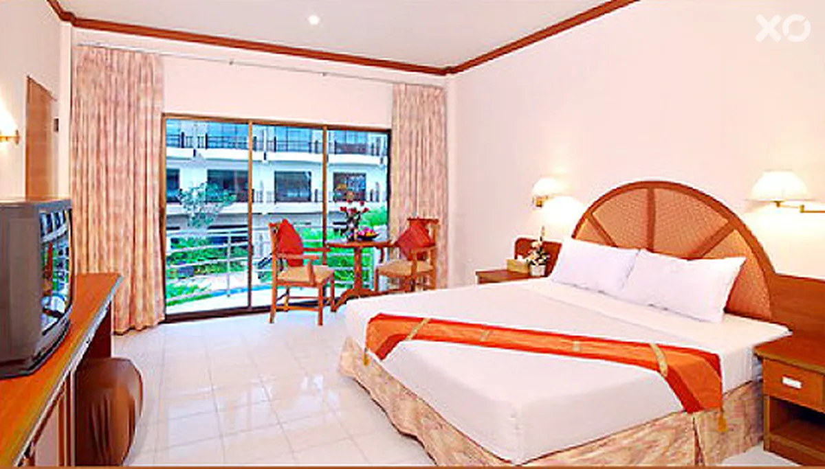 Nipa Resort